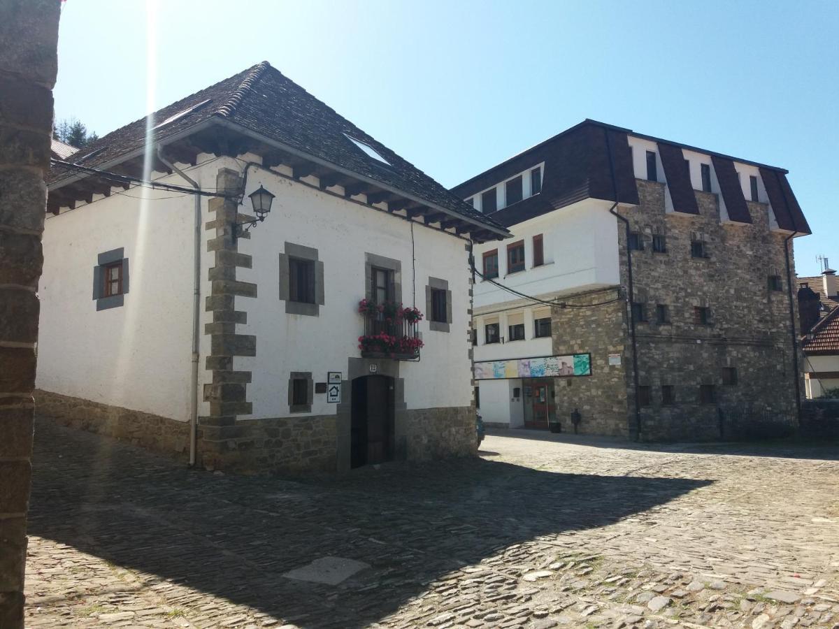 Casa Graciano I Appartement Ochagavía Buitenkant foto